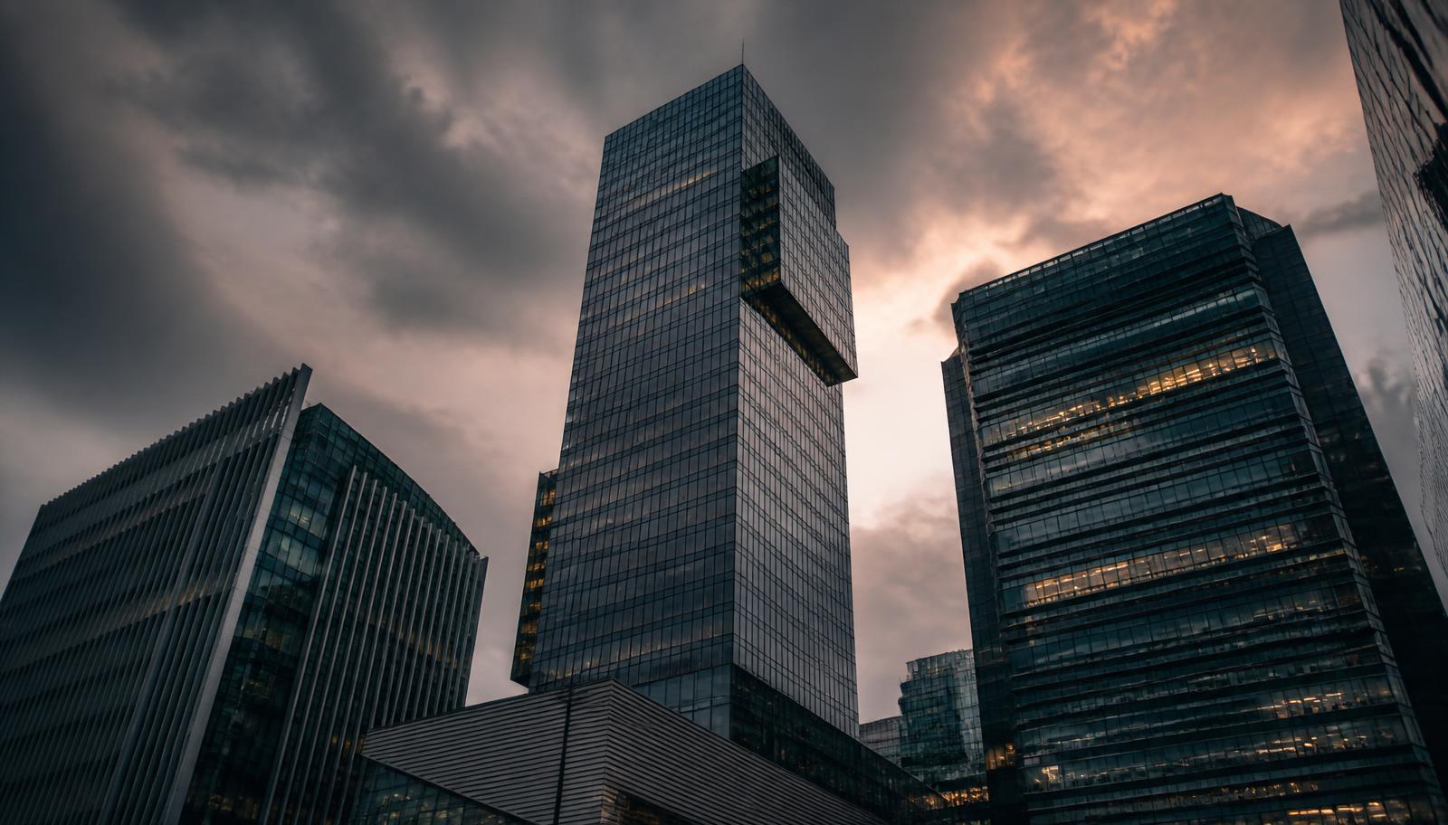 Amsterdam Zuidas bij schemer, Mahler Capital